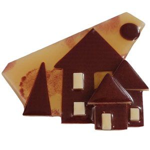 Lucinda Red Cast House Pin K946